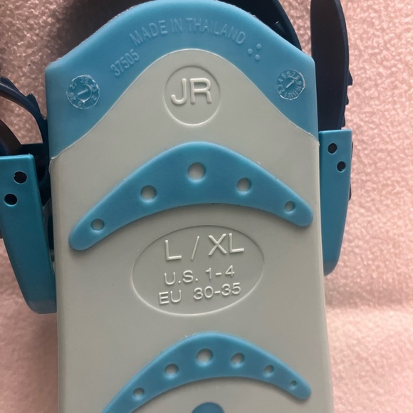 Speedo Aqua and Gray Swim Fins - Picture 3 of 6